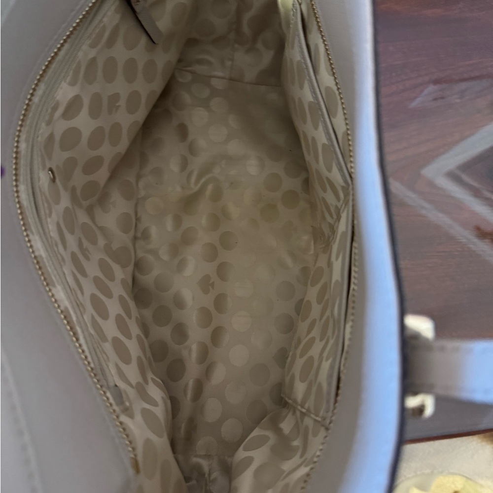 Kate Spade Tote - Picture 3 of 3